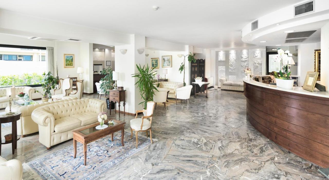 Hotel Apollo Riccione Eksteriør bilde