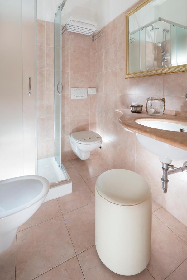 Hotel Apollo Riccione Eksteriør bilde